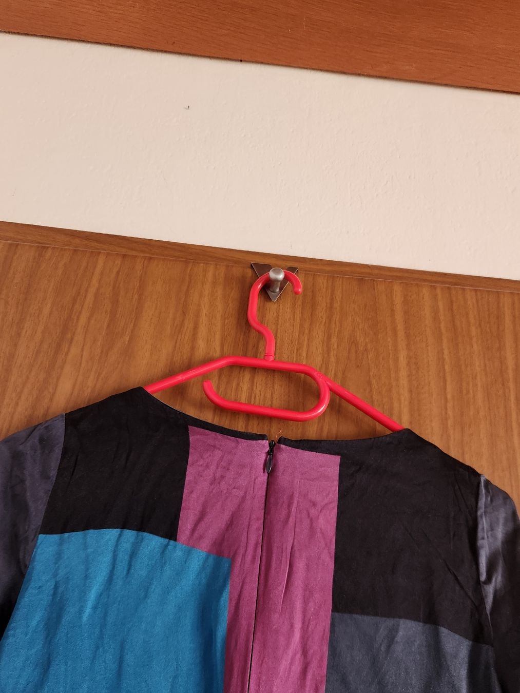 Kleider: Robe multicolore Talking French taille 36 soie/spandex – Gebraucht aus Niedergösgen von Eva2410 4