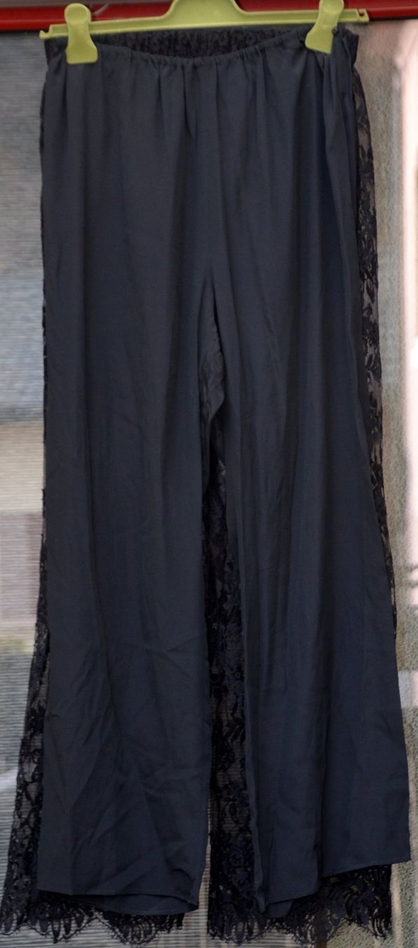 Gucci Pantaloni: Gucci Hose / pantalon 40 / L – Nuovo (secondo la descrizione) da Collonges venduto da Auganien 2