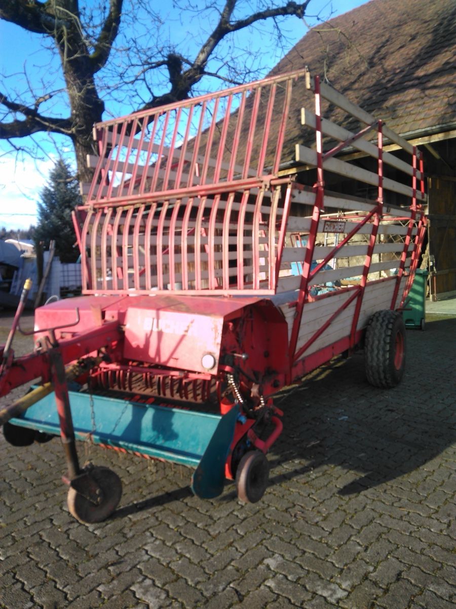 Bucher Tutte le macchine: Ladewagen Bucher T 12 – Usato da Hausen AG venduto da Patrick975 1