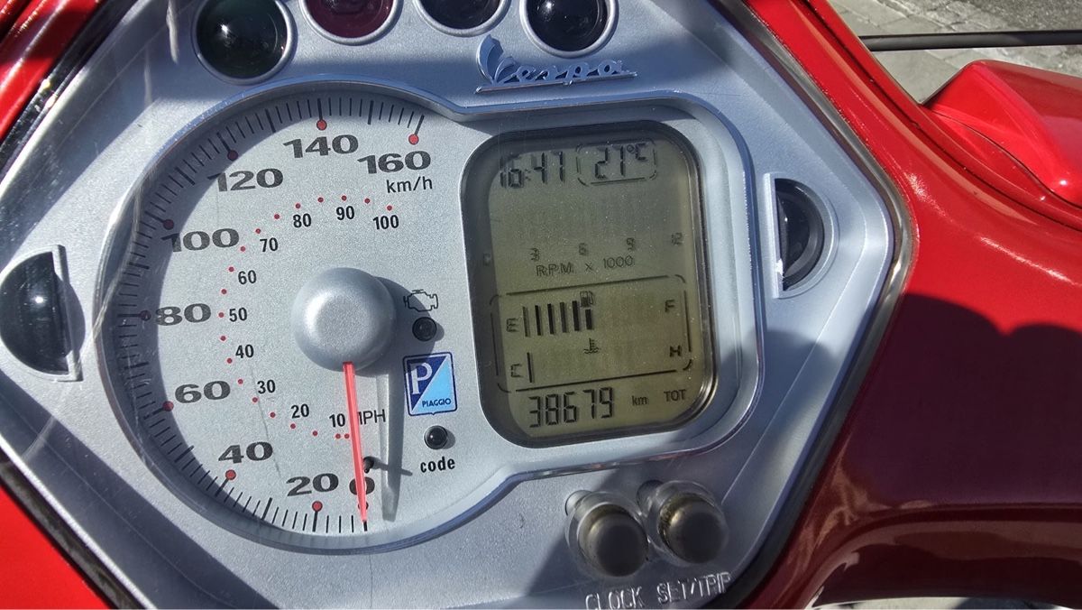 Piaggio Strada: 2X VESPA. Schnäppchen – Usato da melchnau venduto da lua_lrz7 2