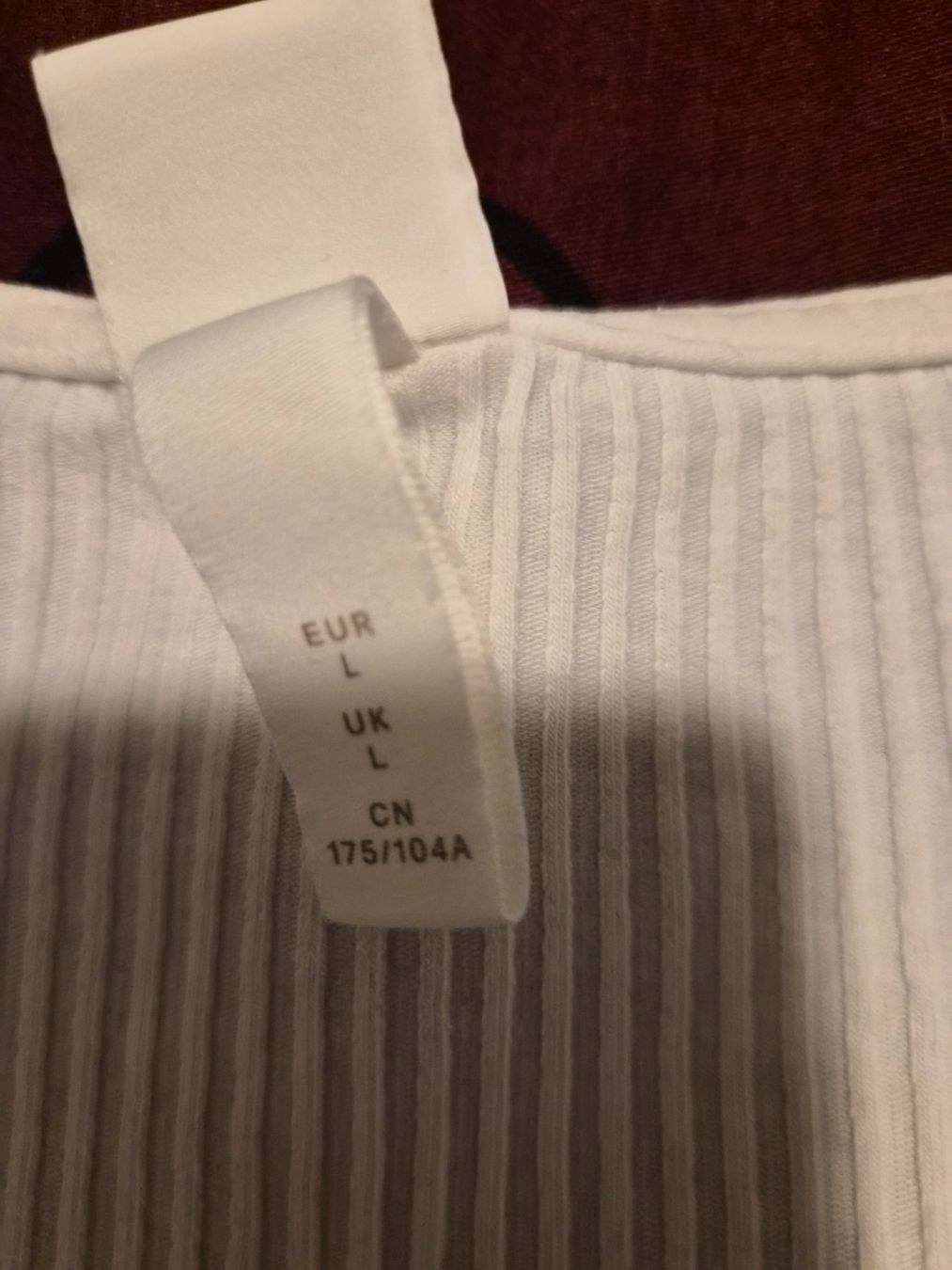 T-shirt: T-shirt gr L  H&M – Nuovo (secondo la descrizione) da Dietikon venduto da Eleda 2