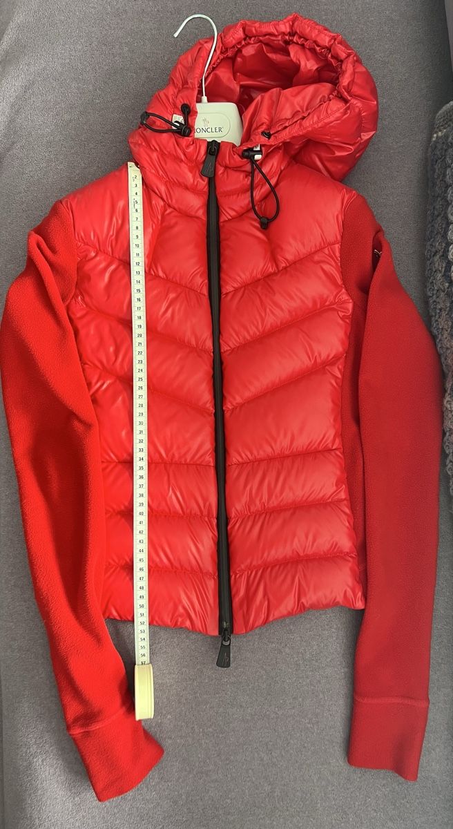 Moncler Giacche: Stylische Moncler Jacke – Usato da Wohlenschwil venduto da Richard2011 4