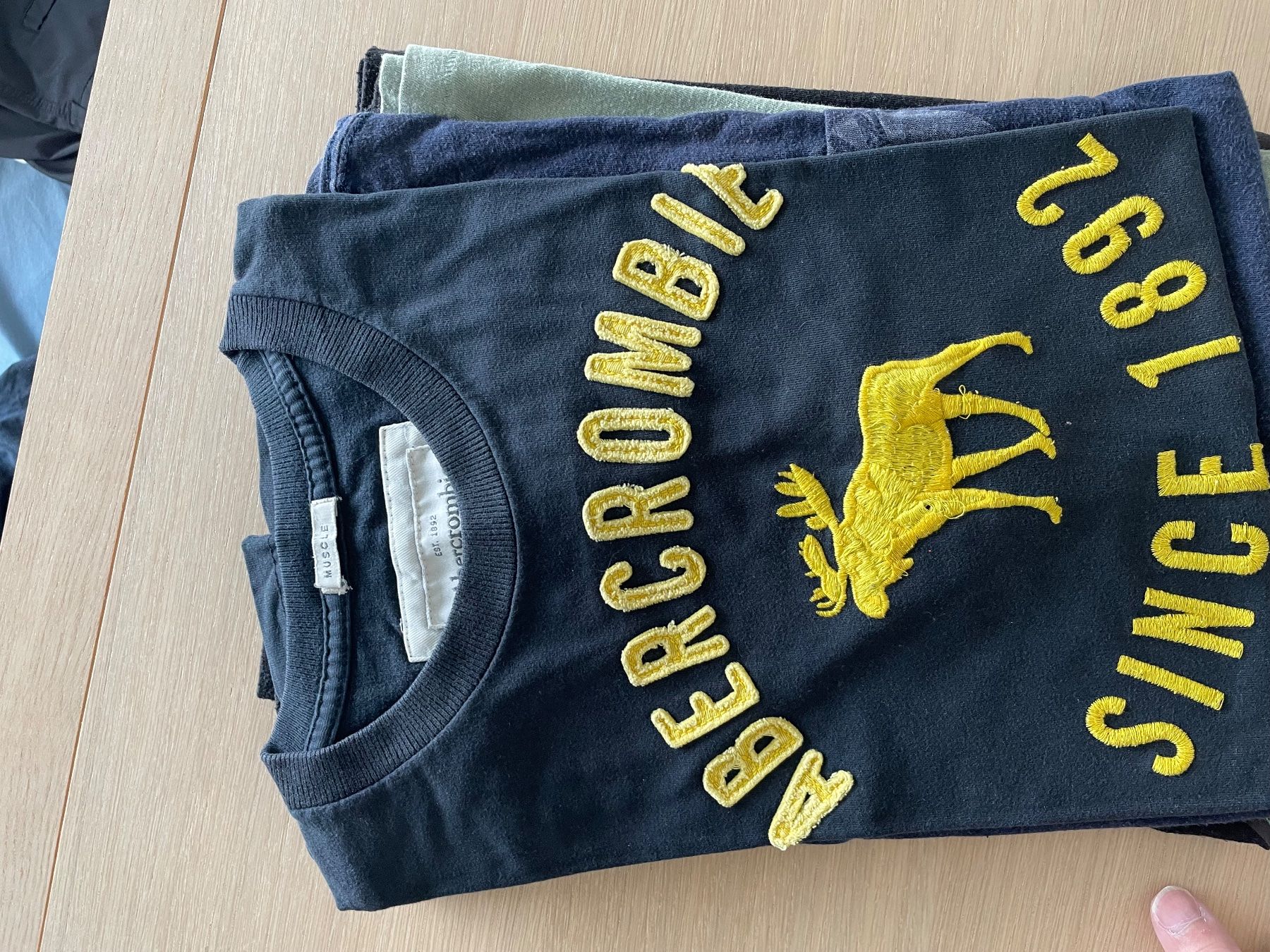 T-shirt: Diverse T-Shirts – Usato da Zürich venduto da k42m 3