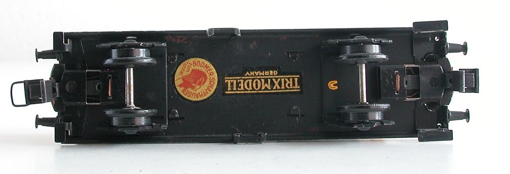 Trix Modellini di ferrovie: Trix Express Kesselwagen SHELL der DB Spur H0 – Usato da Oberwil BL venduto da Klang 3