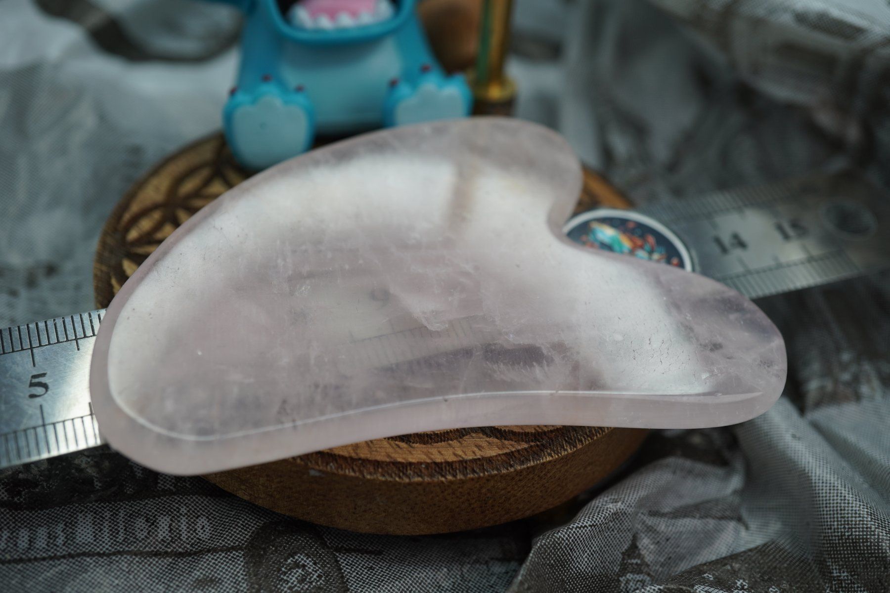 Mineralien & Heilsteine: Gua Sha Massage-Stein  Rosenquarz    ab 1.- – Neu und originalverpackt aus Eschenbach SG von topstone 8