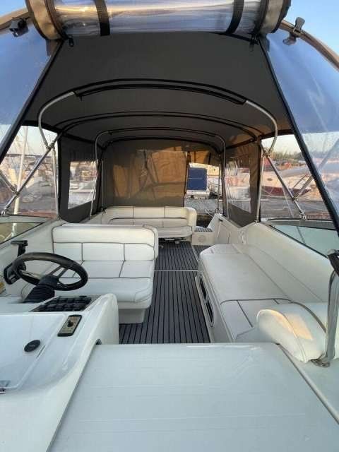 Sea Ray Barche: Motorboot inkl. Trailer Sea Ray 250 Sundancer – Usato da Neuenkirch venduto da rin_x9bc 2