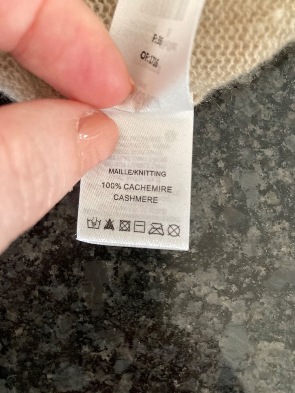 Max & Moi Maglioni & Felpe: Max&Moi, Pullover, 100% Kaschmir, Gr. 36, beige – Nuovo (secondo la descrizione) da Oberengstringen venduto da Darea 5