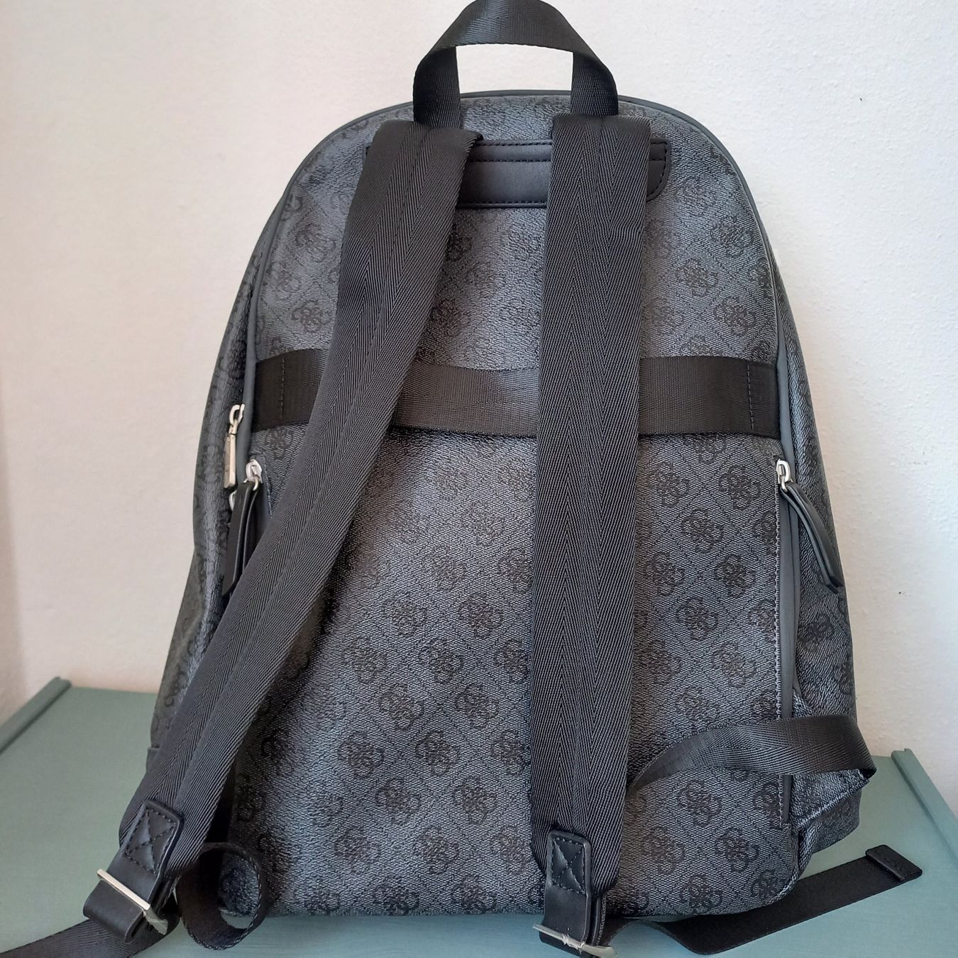 Guess Zaini: Zaino Guess – Nuovo (secondo la descrizione) da Lugano venduto da ioa_zp8h 1