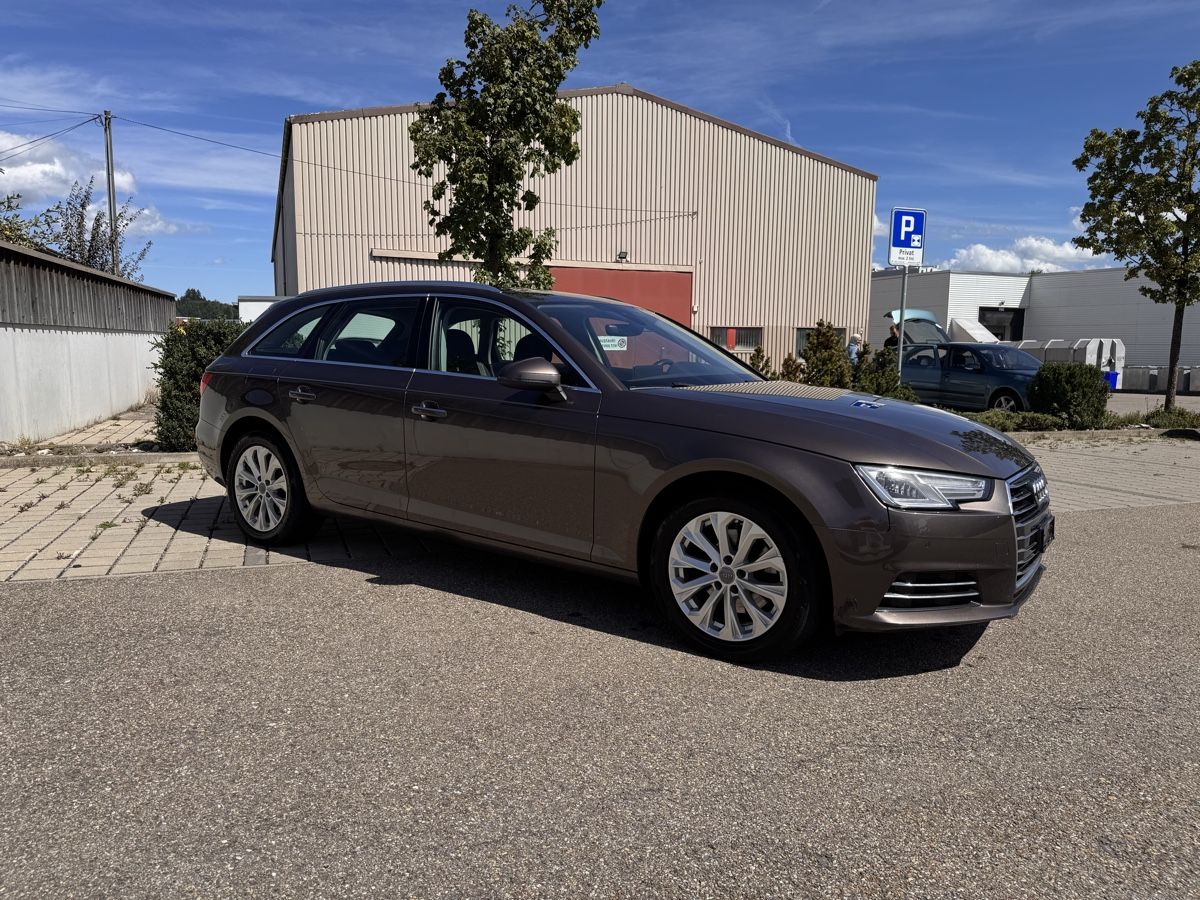 Audi Autos: Audi A4 2.0 TDI  – D'occasion à Flawil par BmwLoverM3 2