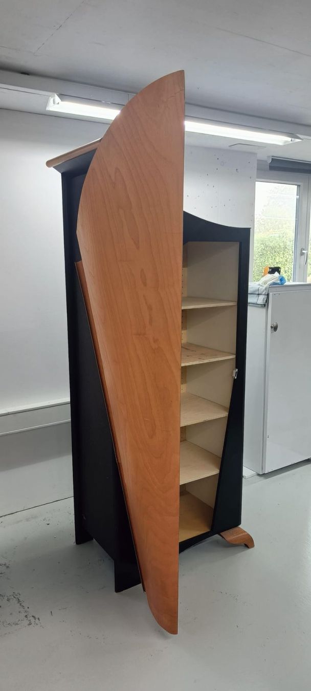 Schränke: Geigenschrank 5 Regale – Gebraucht aus Wallisellen von Manugel 1