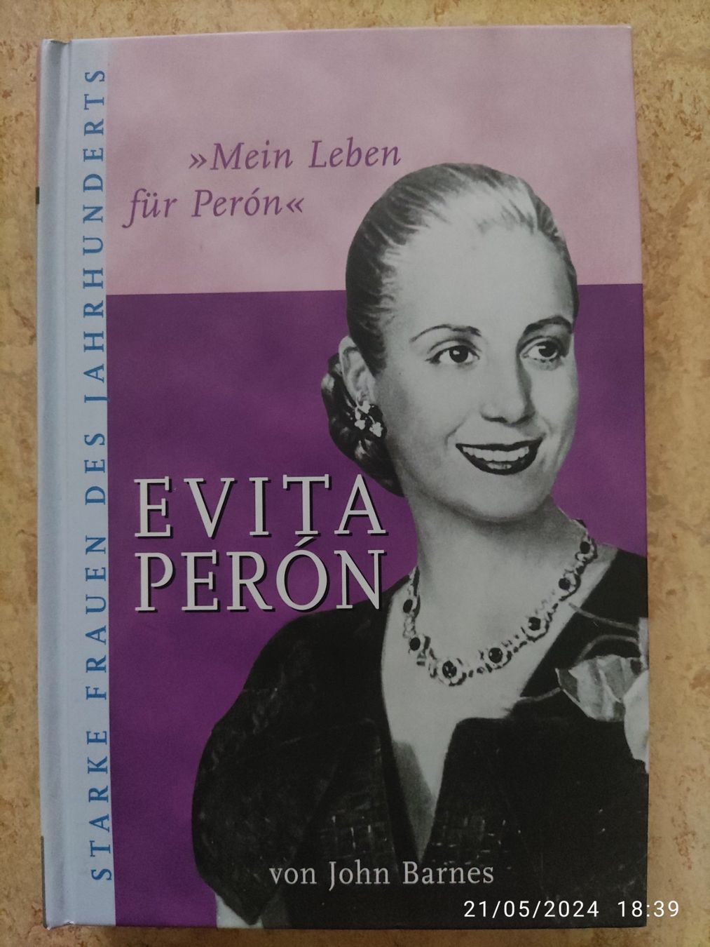 Libri: John Barnes Evita Peron – Usato da Basel venduto da Alacant