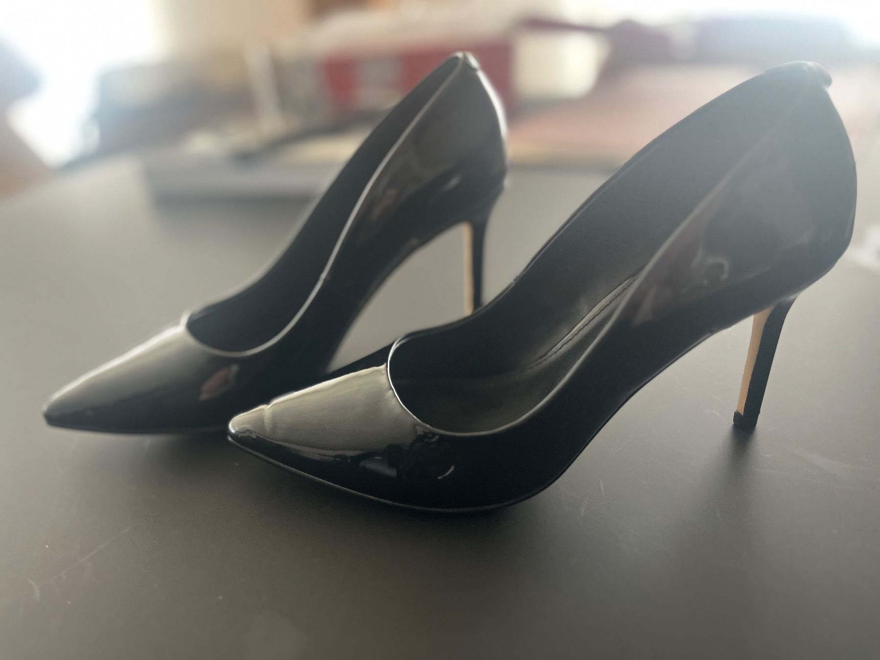Guess Scarpe da uomo: Guess High Heels – Usato da Bivio venduto da Alcatraz20