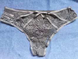 New hunkemöller back lace thong slip S