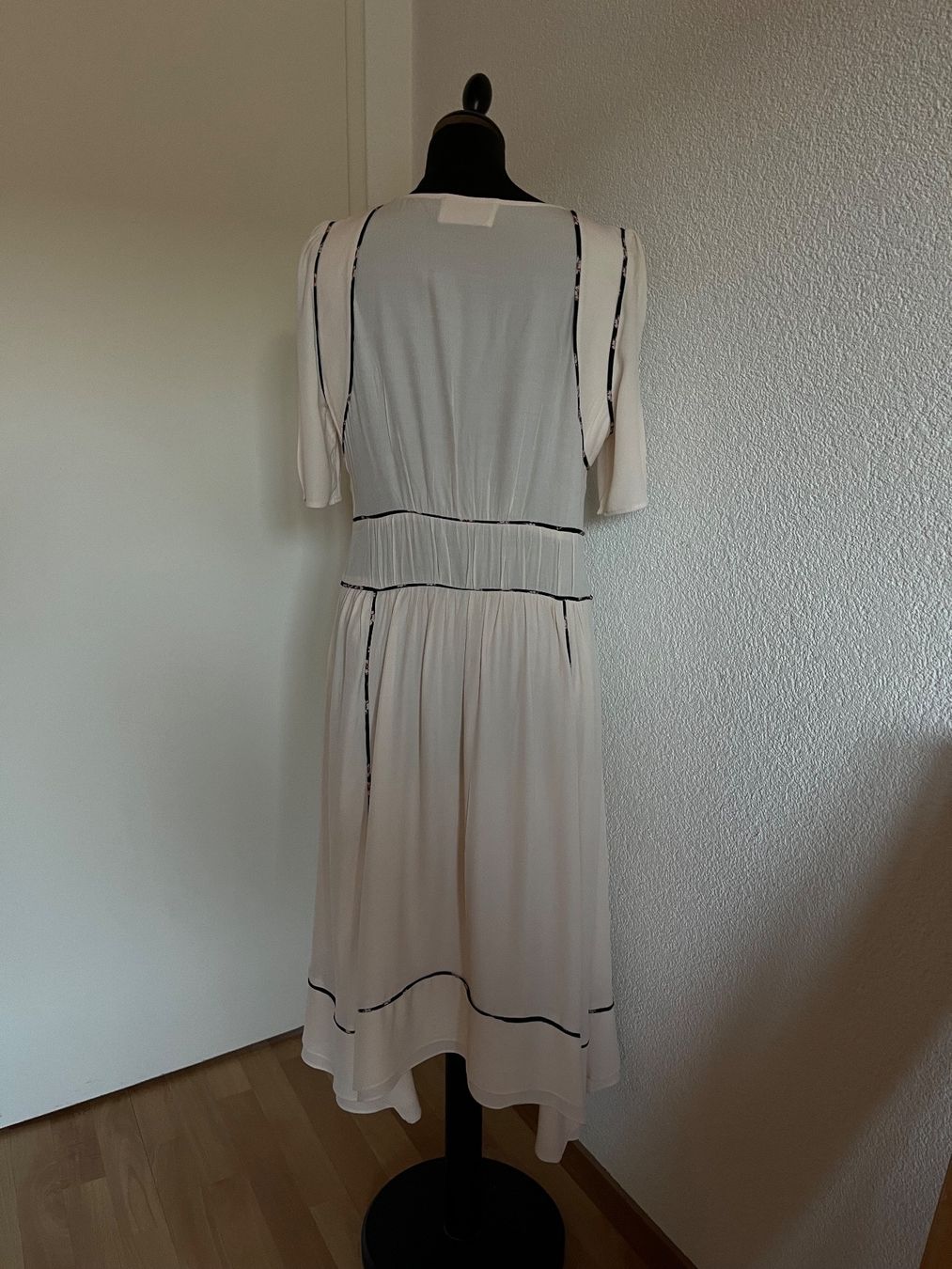 Ba&Sh Vestiti: Ba&sh robe beige taille 3 (38) – Usato da Boudry venduto da Fiona1973 1