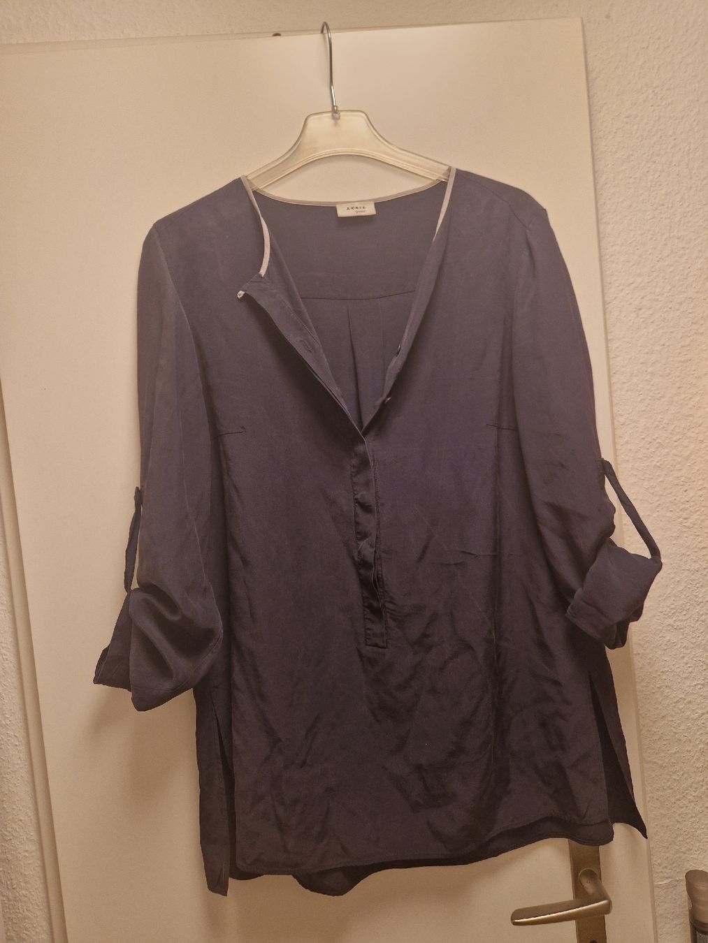 Akris Blusen: Damen Bluse Akris 100% Seide – Gebraucht aus Binningen von Daja75 1