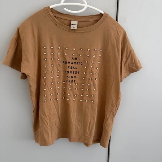 Zebra T-shirt: T-shirt ZEBRA brun clair – Usato da Dompierre FR venduto da Laetitia1999