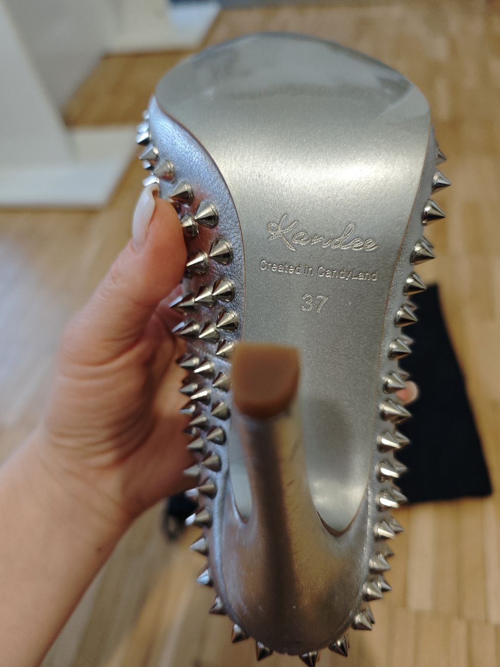 Scarpe da donna: studs heels 36/37 – Nuovo e nell'imballaggio originale da Meyrin venduto da Muchacho7 6