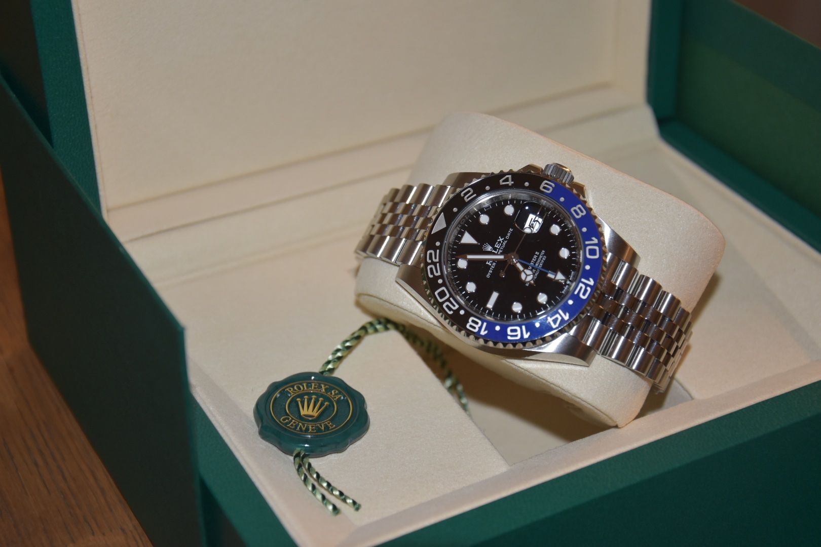 Rolex Orologi: Rolex GMT Master II Batman – Nuovo e nell'imballaggio originale da Holzhäusern ZG venduto da jhjhlhhhklh 1