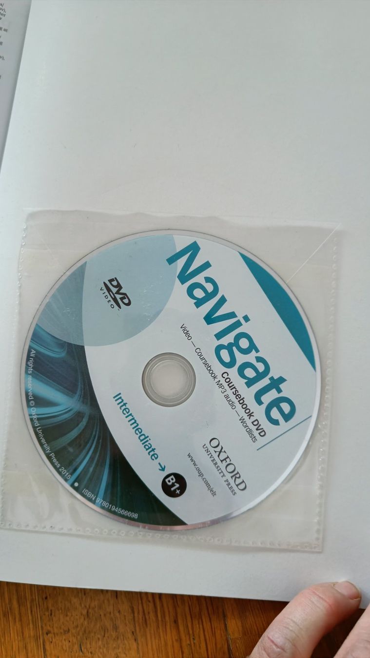 Libri: Neuwertiges Navigate B1+ Kursbuch Intermediate Oxford – Usato da Münsingen venduto da inc_nyh8 2