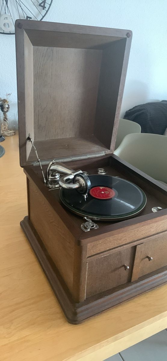 Thorens Giradischi: Ein Plattenspieler Thorens, – Usato da Rafz venduto da kkk2kkk 4