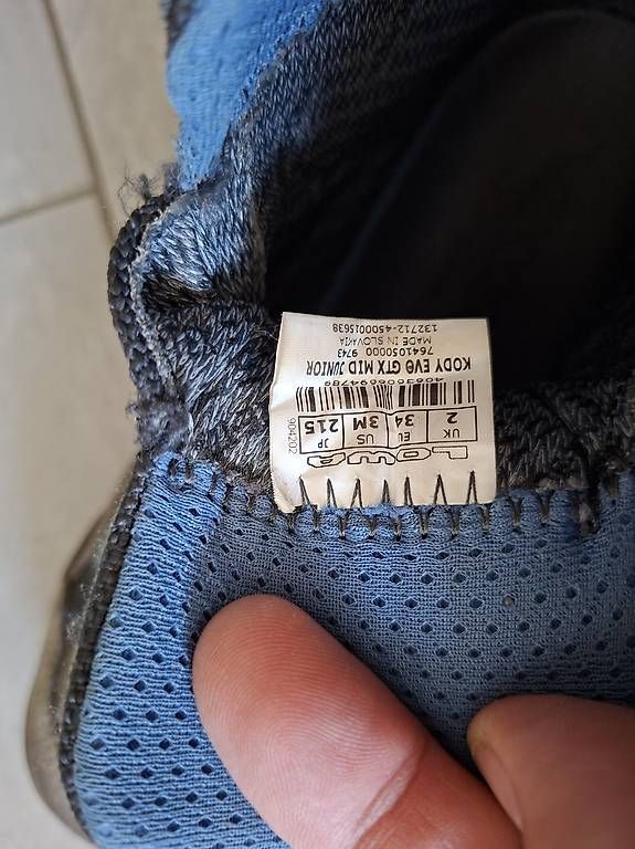 Scarpe per ragazzi: LOWA Kinderwanderschuh Grösse 34 – Usato da Entlebuch venduto da vinokurov