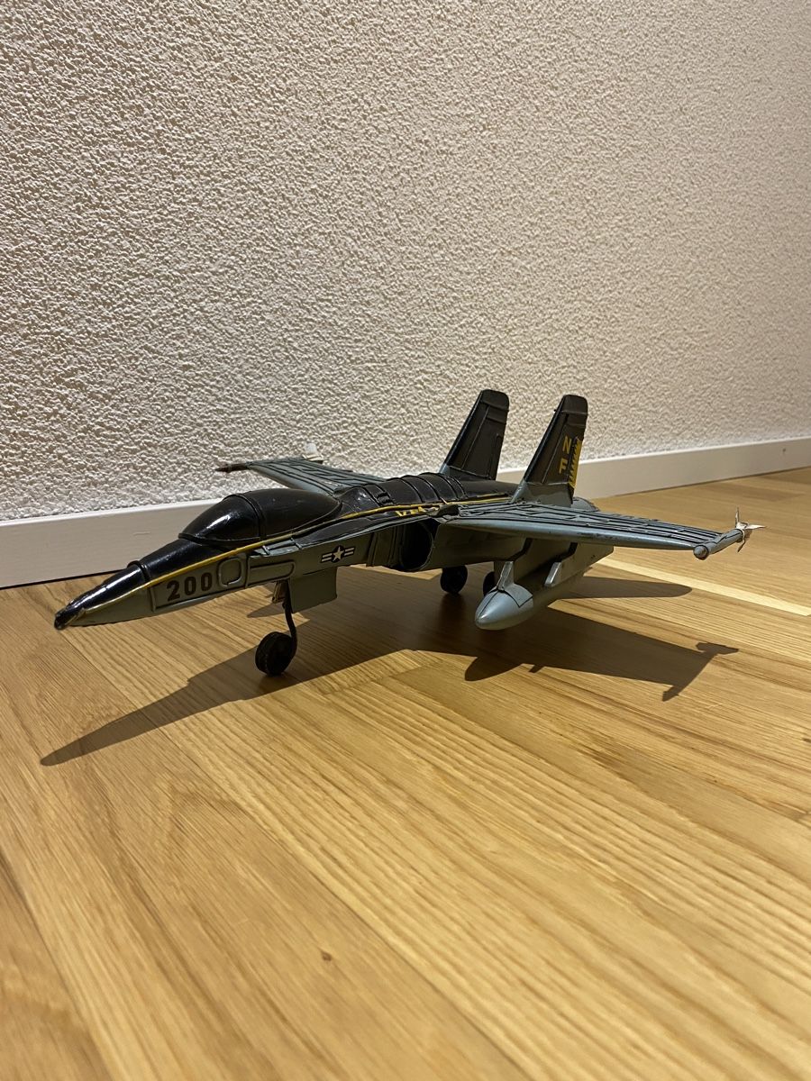 Kit di modellismo & Modellini statici: F/A 18 Kampfjet aus Blech – Nuovo (secondo la descrizione) da Langendorf venduto da Blechfahrzeuge 6