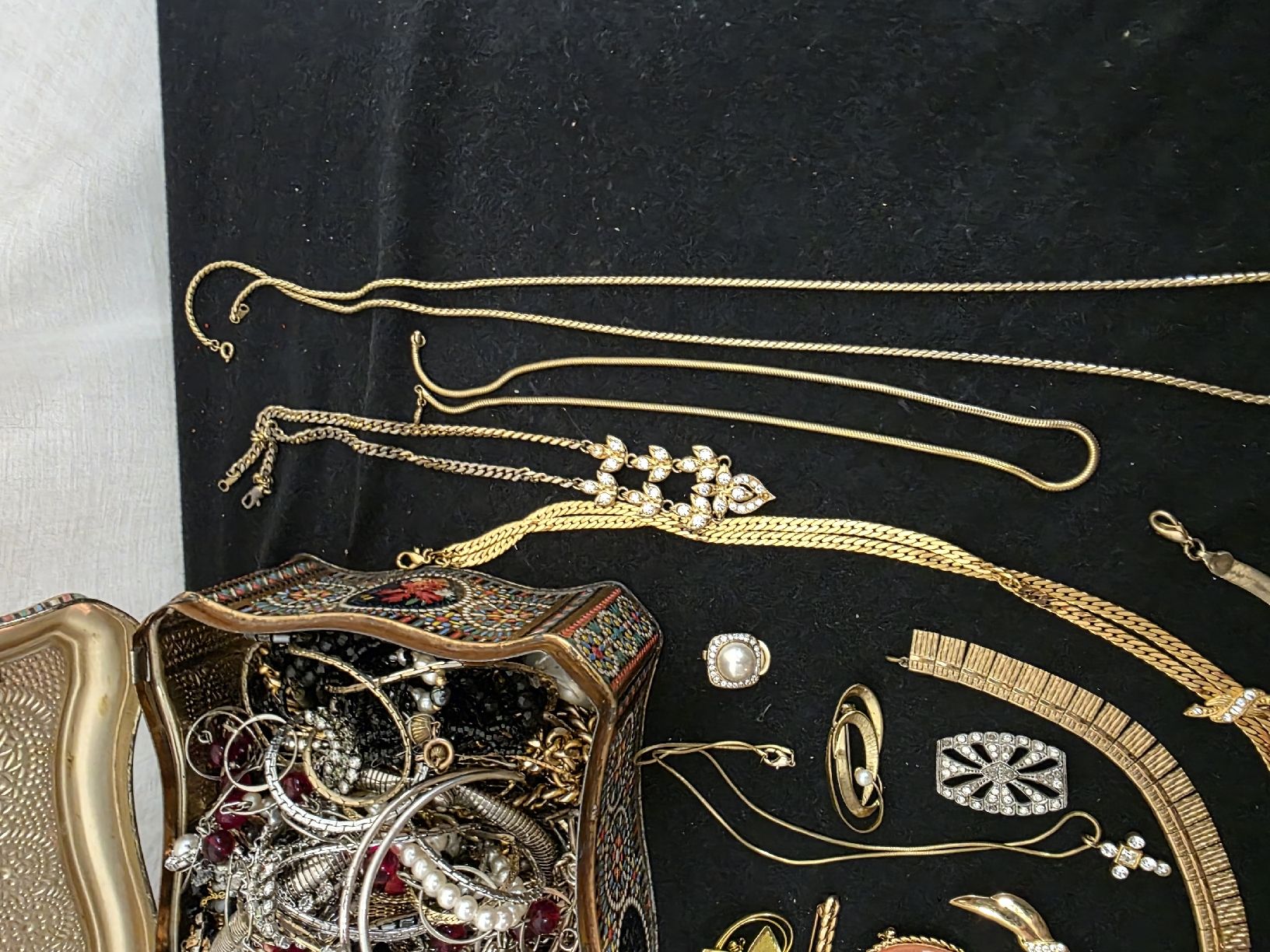 Altri gioielli: Schmuckkonvolut Damen  Modeschmuck gemischt  – Usato da Wolfertswil venduto da Antiko 3