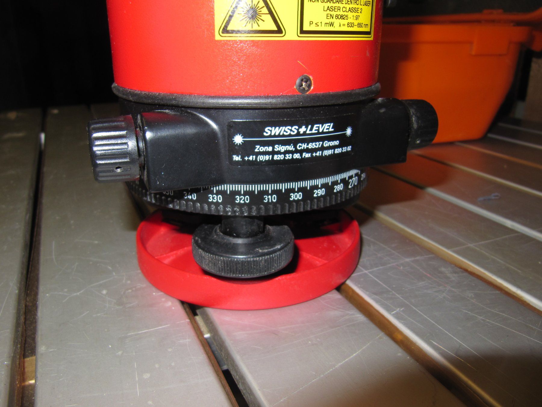Misurare: Kreuzlaser mit Koffer - Swiss Level – Usato da Basel venduto da stefan4057 6