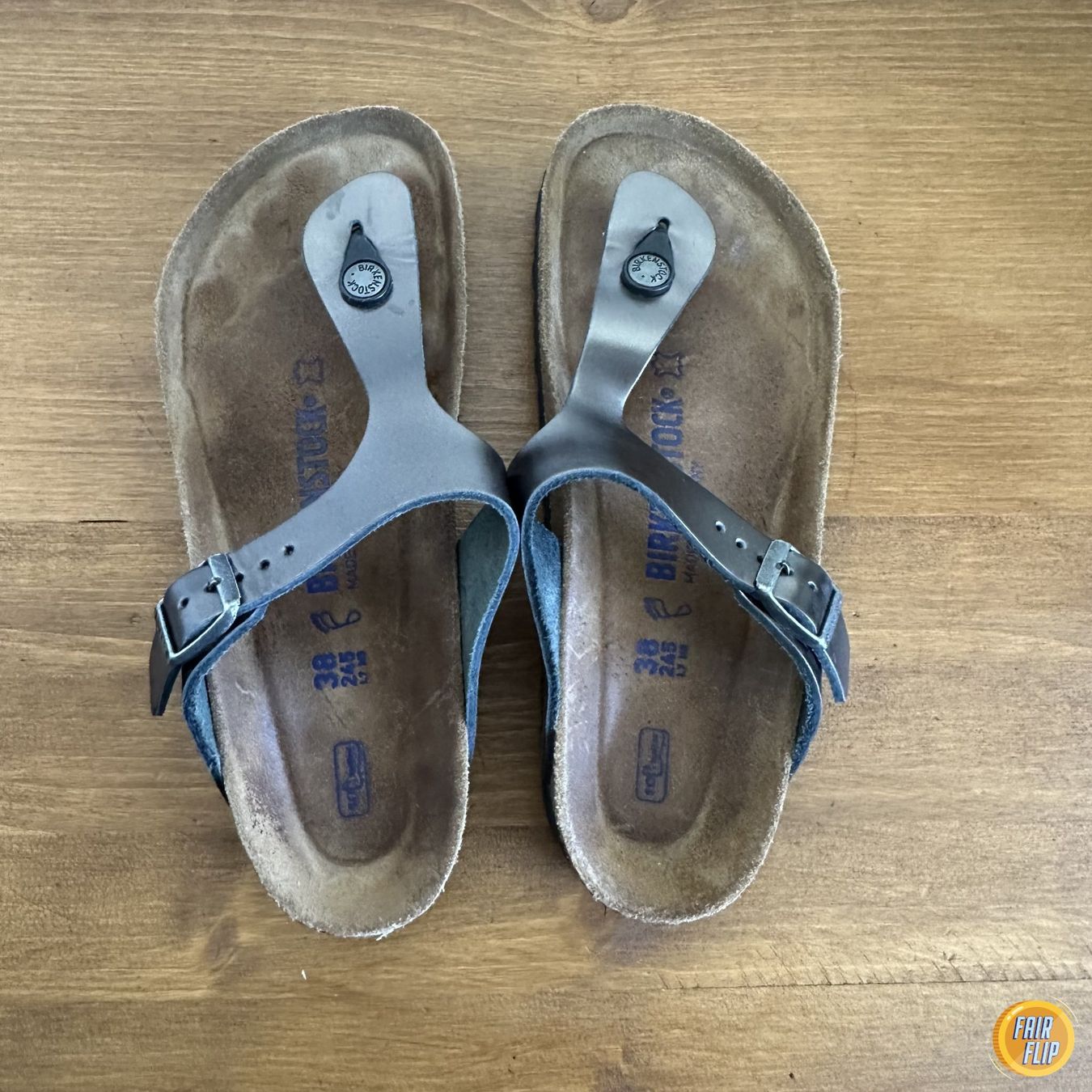 Birkenstock Scarpe da donna: Birkenstock Gizeh Metallic Sandalen Gr. 38 – Usato da Luzern venduto da fairflip 1