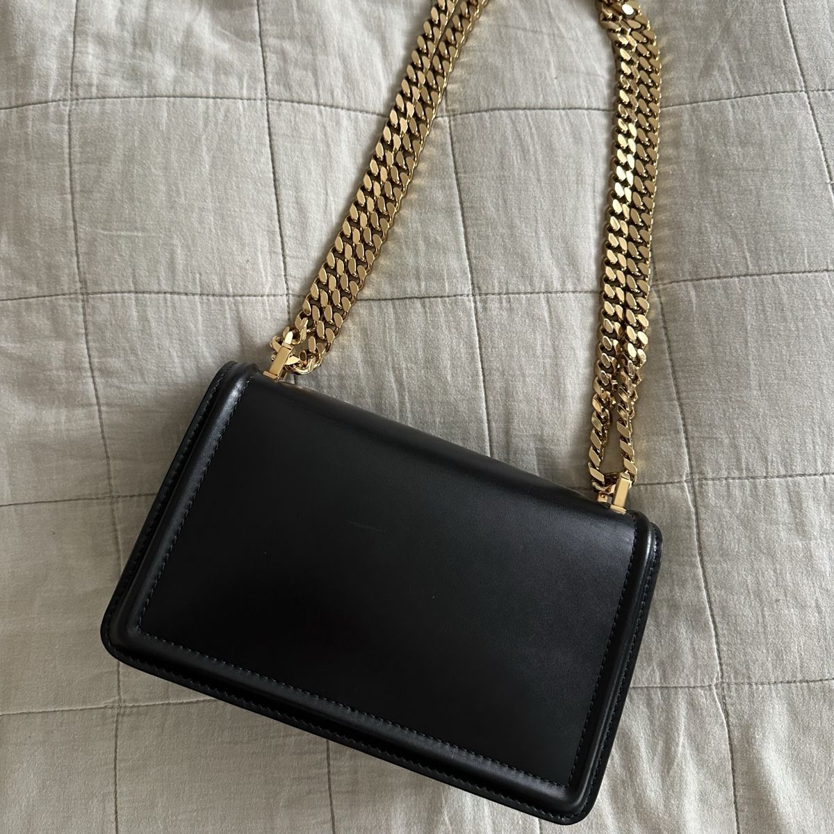 Burberry Taschen für Damen: Burberry Mini Leder Tb Tasche – Neu (gemäss Beschreibung) aus Zürich von Nomase10. 1