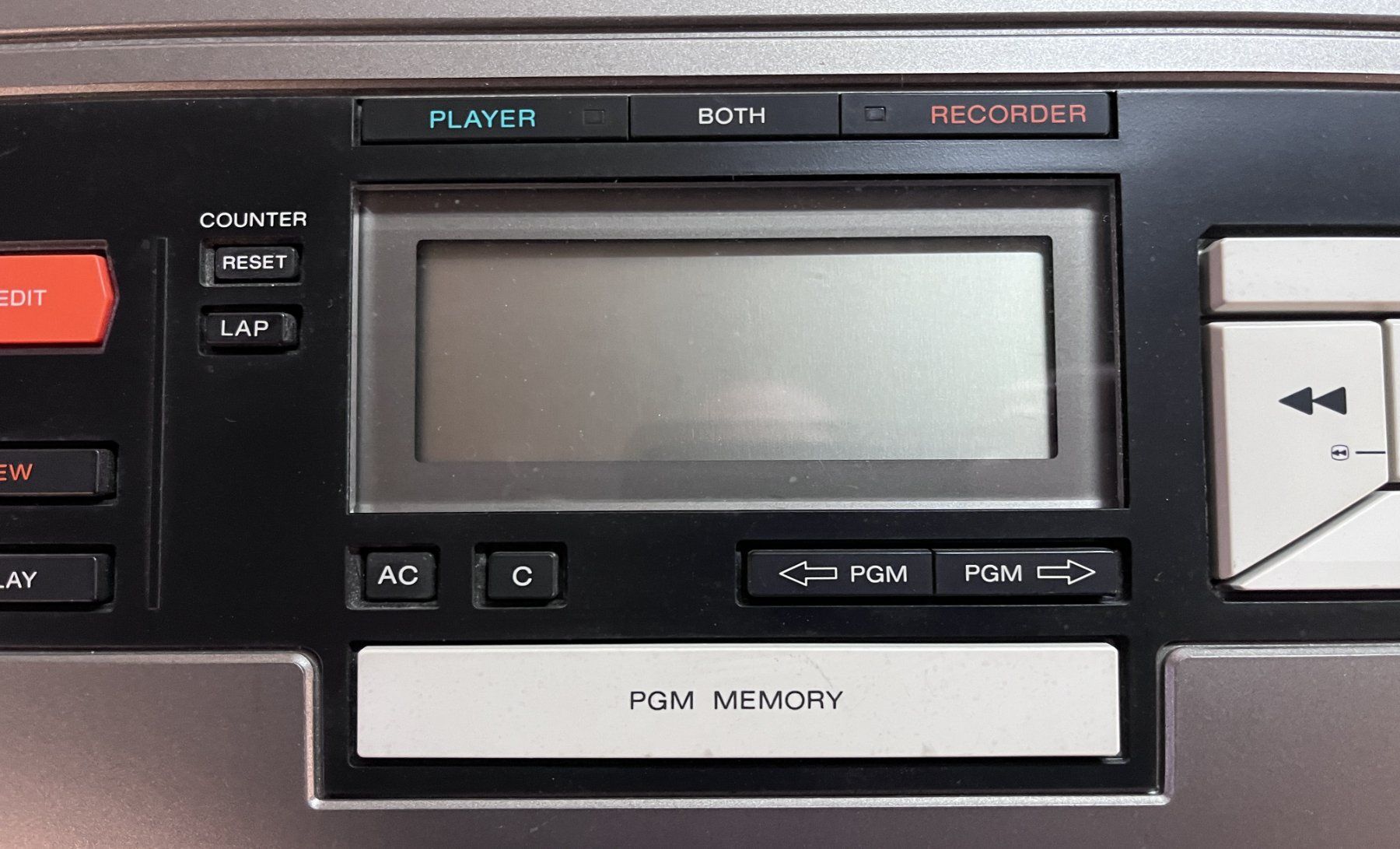 Sistema di controllo: Sony RM-E100V Video Editing Controller – Usato da Allschwil venduto da Zermatt 1