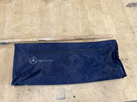 Mercedes-Benz Tasche dunkelblau mit Reissverschluss
