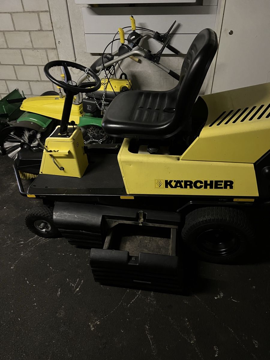 Kärcher Tutte le macchine: Kärcher – Usato da Rüti ZH venduto da romano26 5