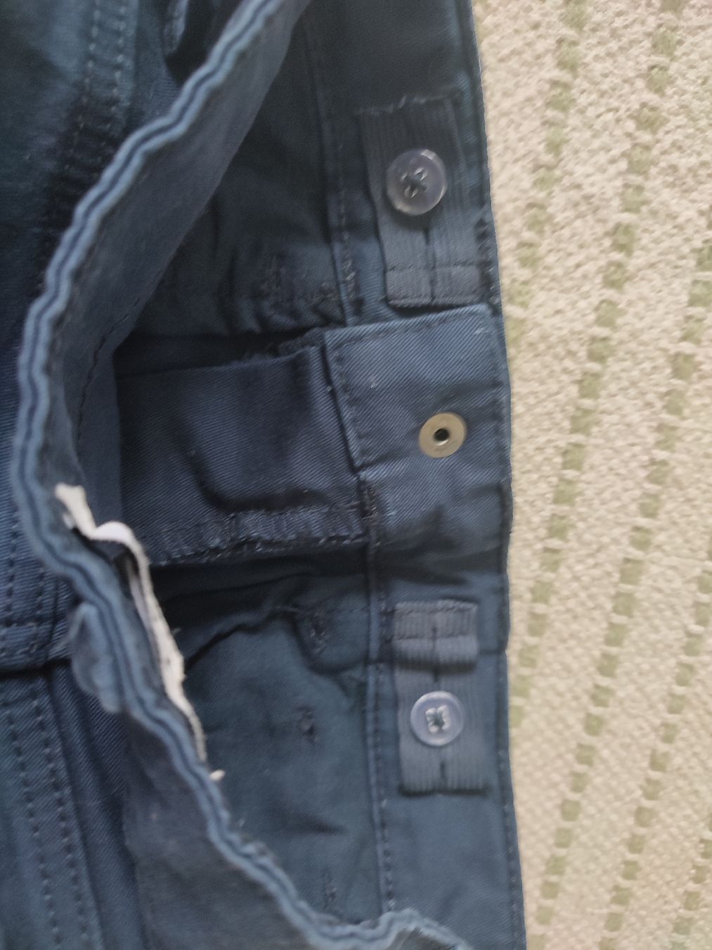 Pantaloni: Dunkelblaue Kinderjeans LH Grösse 110, neu – Nuovo (secondo la descrizione) da Reinach BL venduto da marisne 3