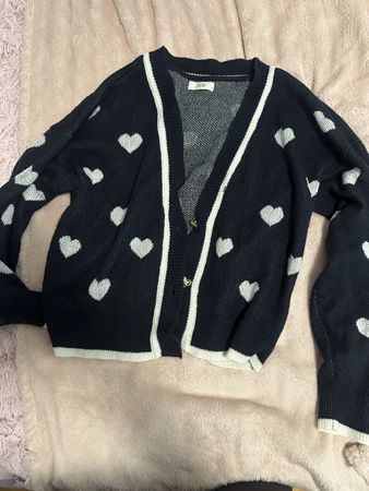Strickjacke JDY mit Herzen dunkelblau Grösse M neu
