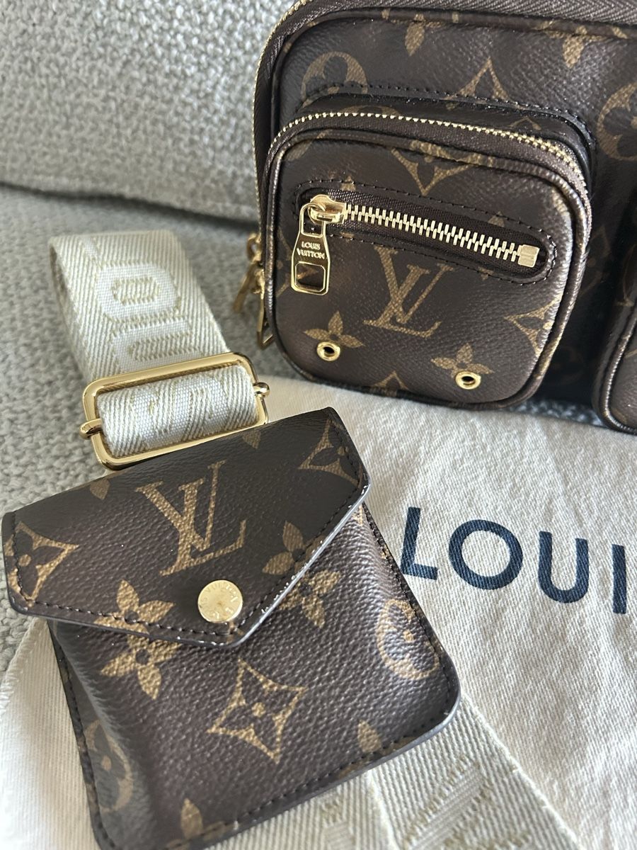 Louis Vuitton Borse da donna: Utility Cross Body Louis Vuitton Bag – Nuovo e nell'imballaggio originale da Gerzensee venduto da RinaKat 2