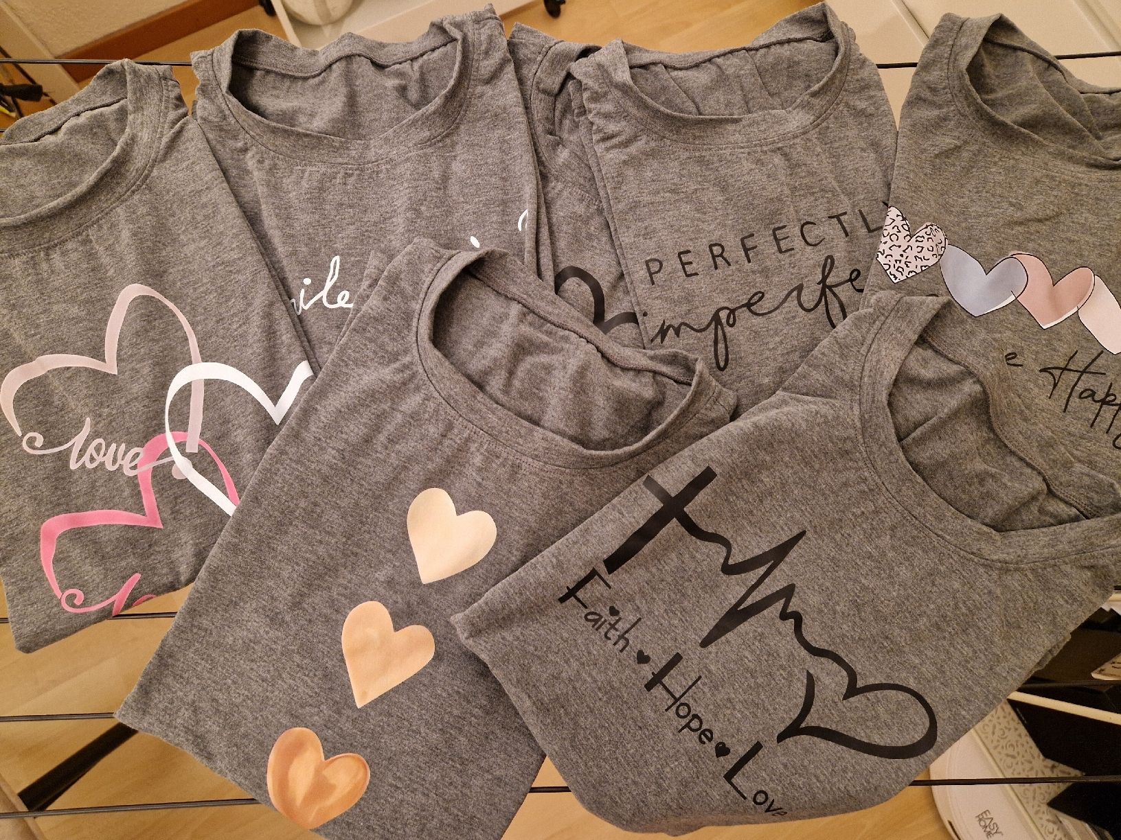 Kleiderpakete: T - Shirt XXL 7 teilig – Neu und originalverpackt aus Kulmerau von Doene7 1