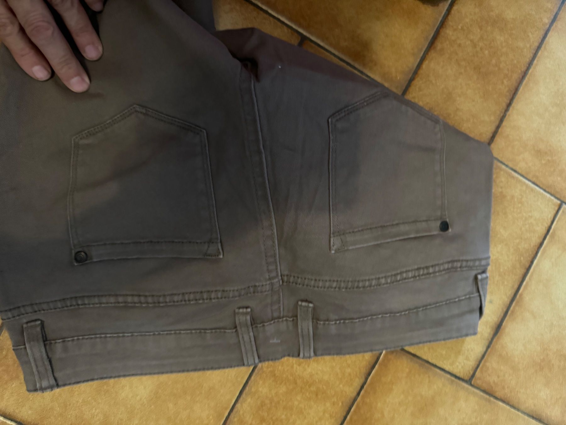 Hosen: Pantalon Neuf Taille 40 moi – Neu (gemäss Beschreibung) aus Veyrier von kimedovapa 2