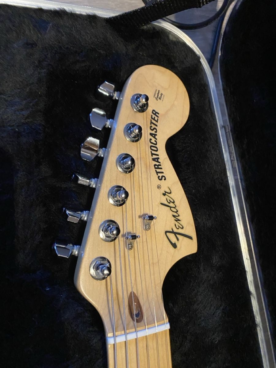 Strumenti musicali: Fender Stratocaster US modifiée  – Usato da Les Charbonnières venduto da bap_s68x 1