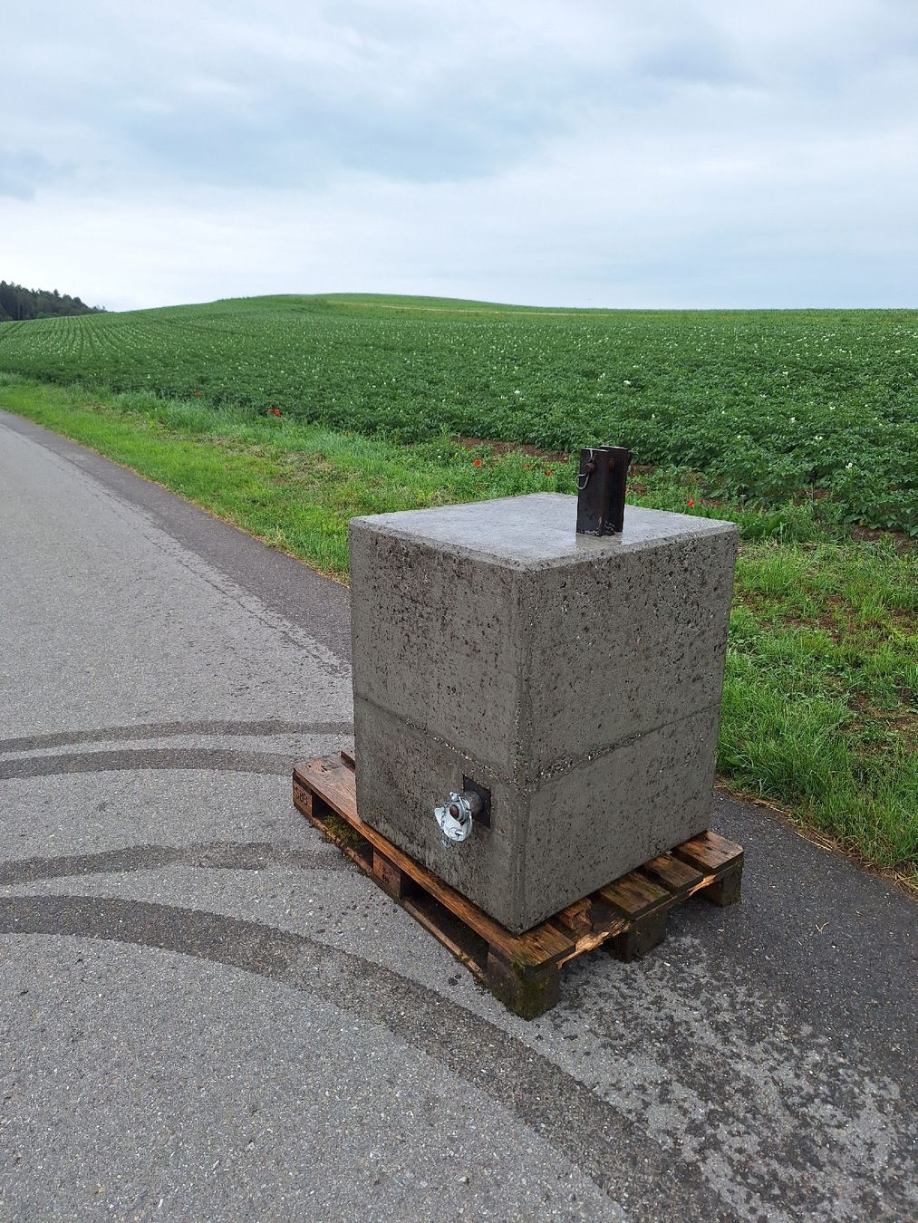 Trattori: Heckgewicht Beton – Usato da Pfyn venduto da beke01