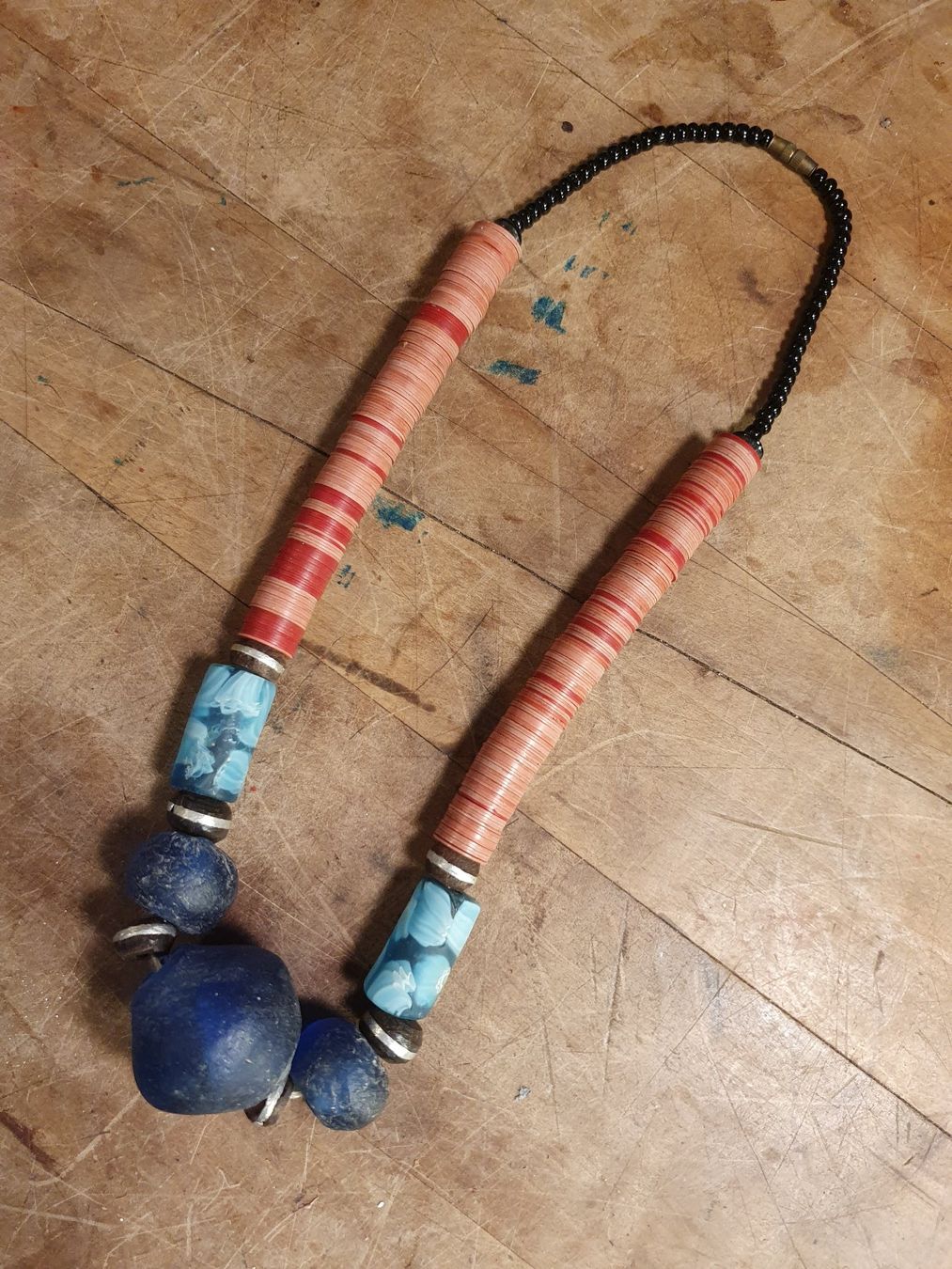 Catenine: Halskette mit Glasperlen – Usato da Zürich venduto da loosebone