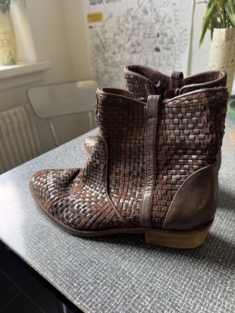 Scarpe da donna: Lederboots geflochten – Nuovo (secondo la descrizione) da Zürich venduto da Lilaine05 1