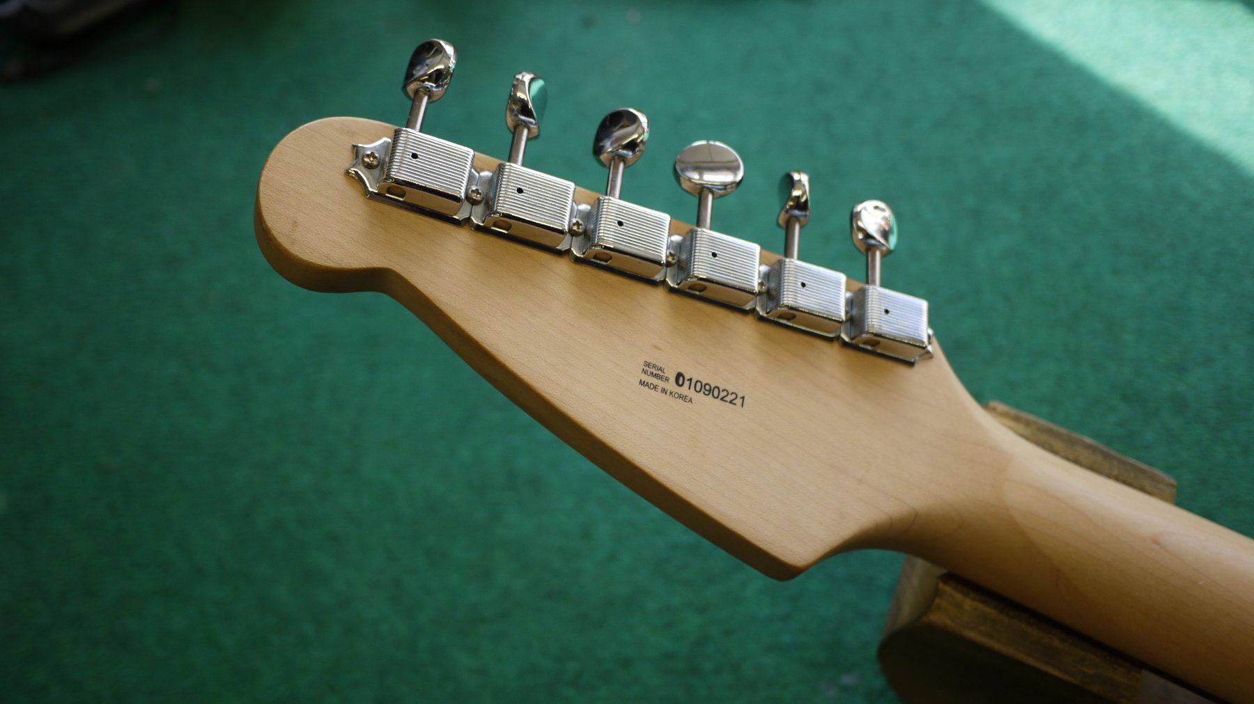 Hagström Strumenti musicali: RISA E-Guitalele / Mini E-Gitarre – Usato da Kaiserstuhl AG venduto da GTM-Kaiserstuhl 3