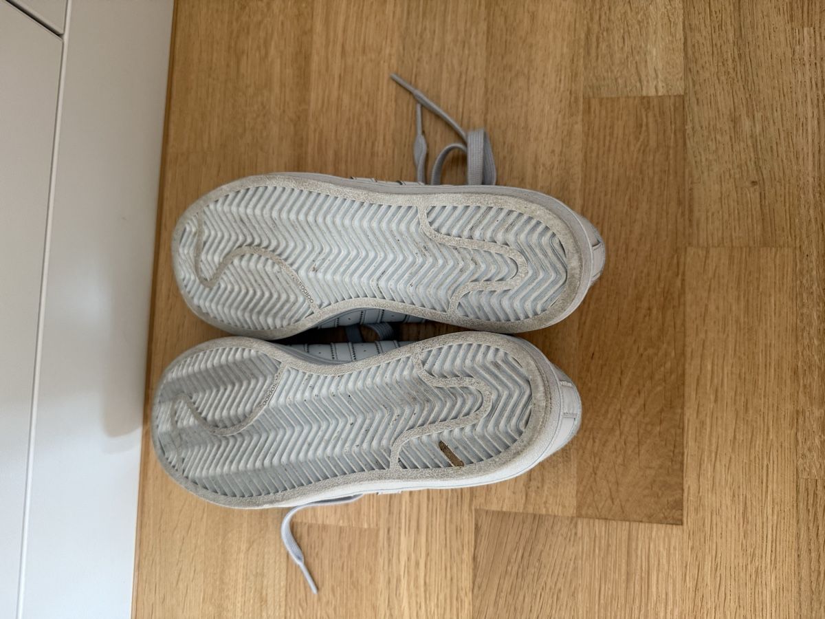 Adidas Damenschuhe: Adidas Superstar Sneaker – Gebraucht aus Rheinfelden von seline.n 5