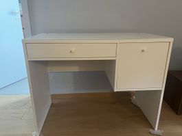 Schreibtisch weiss mit Schubladen guter Zustand