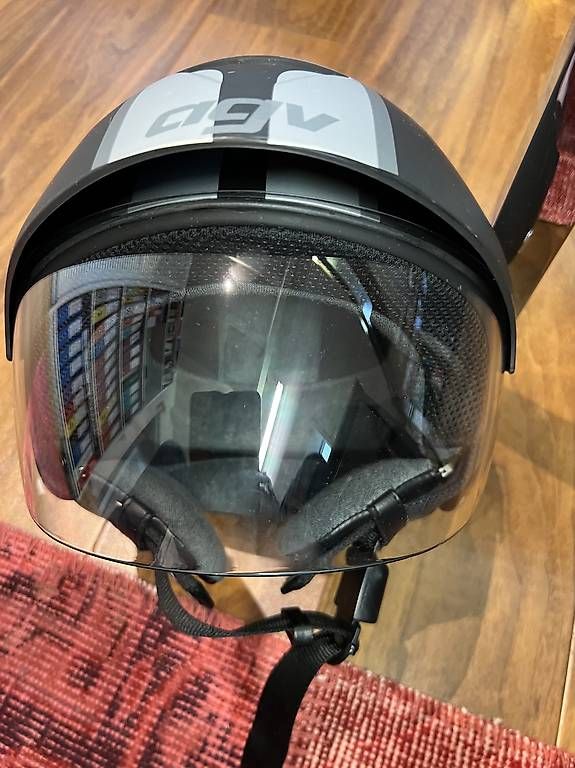 Caschi & visiere: Motorradhelm AGV – Usato da Aarwangen venduto da Urtsa 2