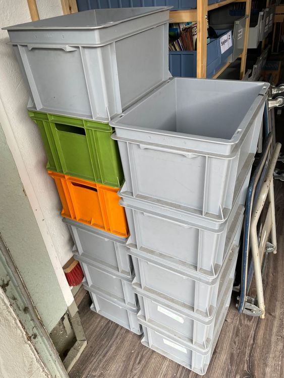 Auer Packaging Eurocontainer Eurobox 40 x 30 x 13.5 cm with hinged lid