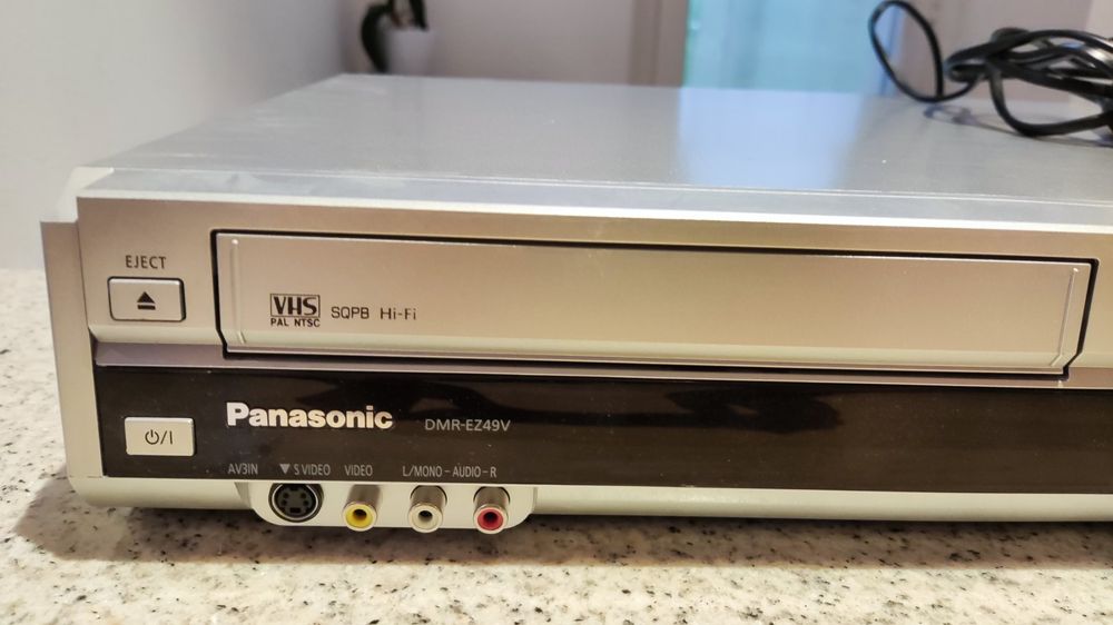 Magnetoscope de montage Panasonic Super VHS NV-HS900 - Photo, audio & vidéo