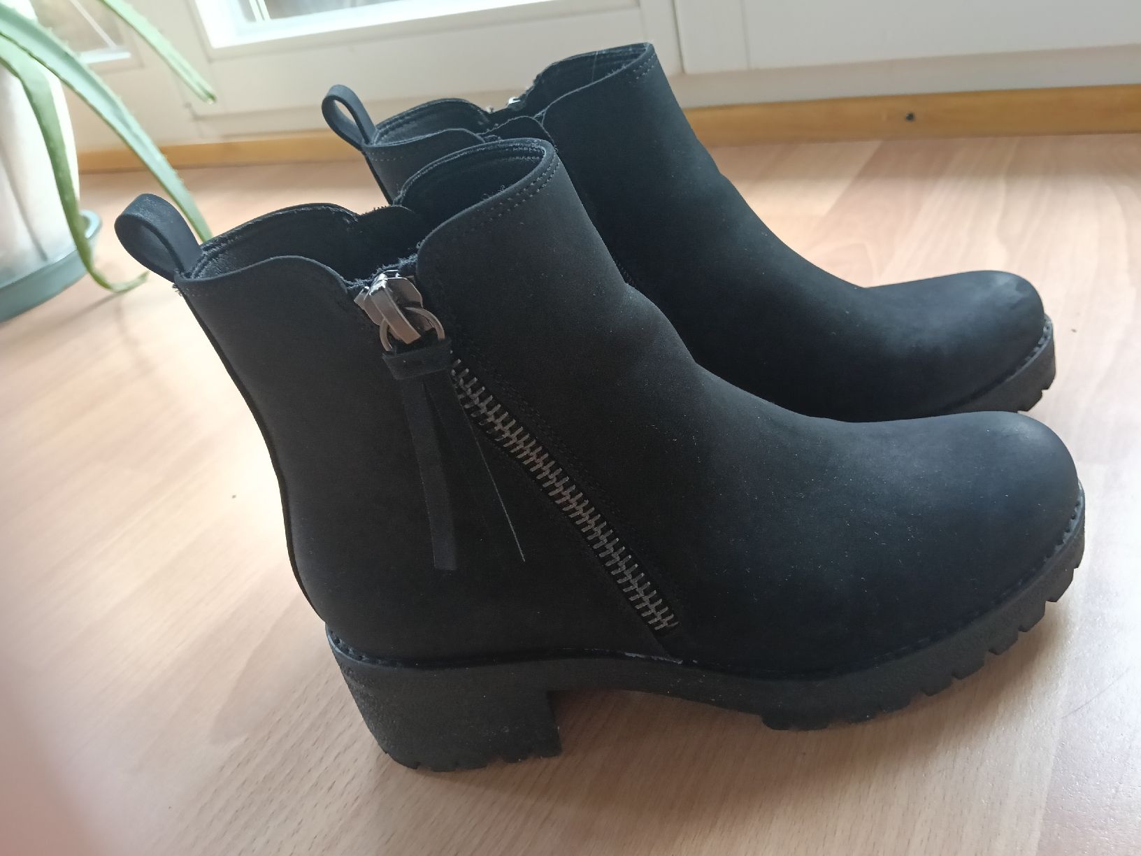 Graceland Damenschuhe: Stiefeletten 38 – Gebraucht aus Boniswil von kat_tak