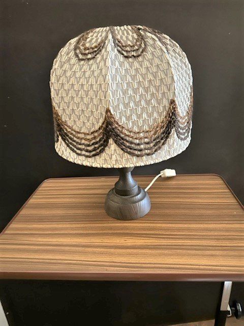 Lampade: 70 eR JahRe  TiscHLamPe – Usato da Winkel venduto da zeho 3